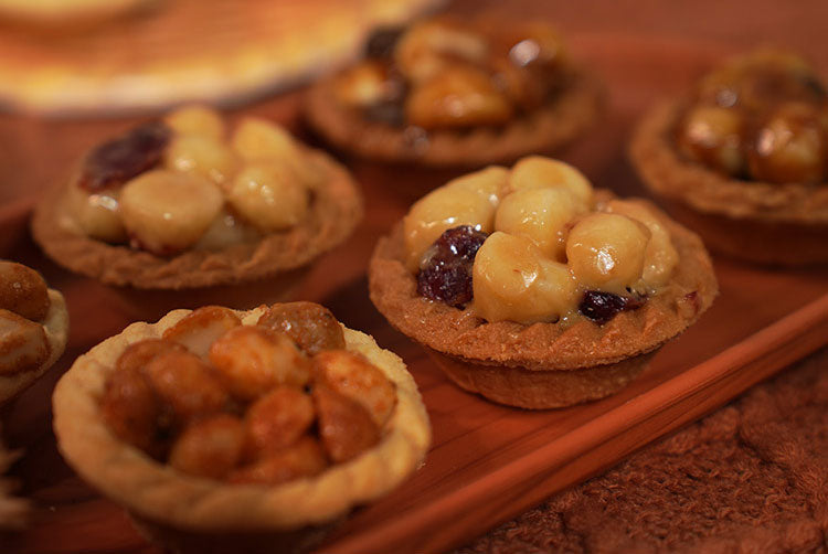 Discovering the Origins of Handmade Macadamia Nut Tarts (手工夏威夷果仁豆塔)