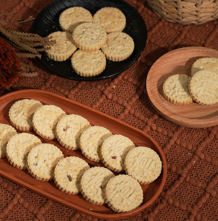 Rediscovering Almond Cake 杏仁餅: A Timeless Treat for a New